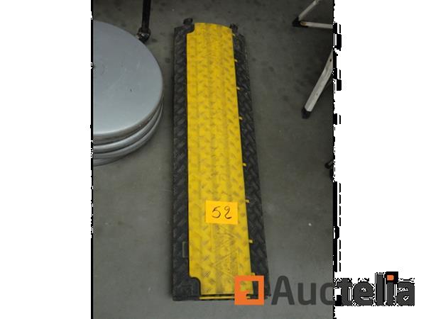 Grote foto 2 kabelbeschermers doe het zelf en verbouw onderdelen en accessoires