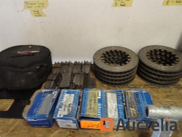 Grote foto inhoud van de plank doe het zelf en verbouw onderdelen en accessoires