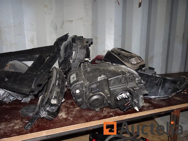 Grote foto inhoud van de plank doe het zelf en verbouw onderdelen en accessoires