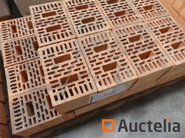 Grote foto saldo van holle terracotta bakstenen doe het zelf en verbouw onderdelen en accessoires