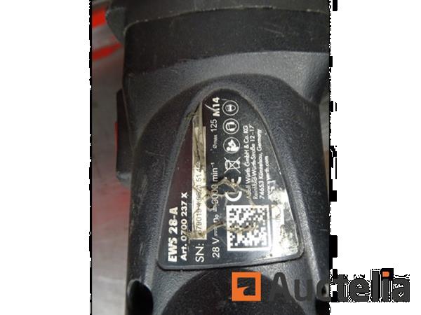 Grote foto w rth ews28 a accu slijpmachine 2 accu 1 oplader doe het zelf en verbouw onderdelen en accessoires
