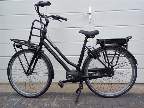 Grote foto elektrische gazelle transportfiets midden motor fietsen en brommers elektrische fietsen