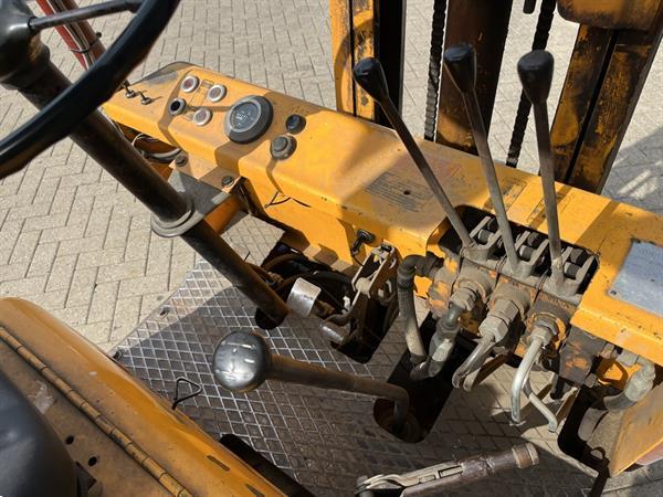 Grote foto heftruck forklift om dm1.5 diesel 300cm 1500kg diesel agrarisch heftrucks