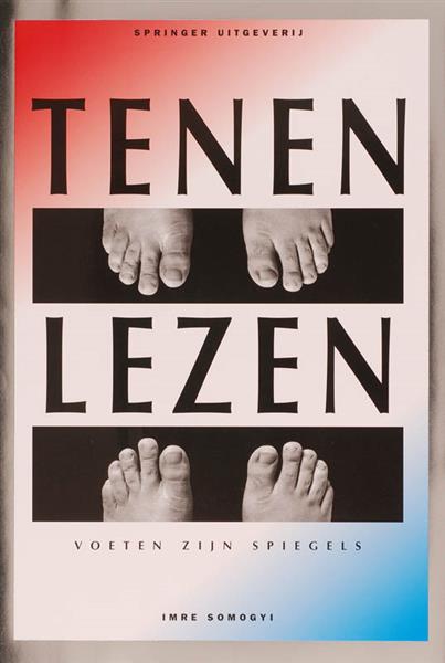 Grote foto tenen lezen boeken wetenschap