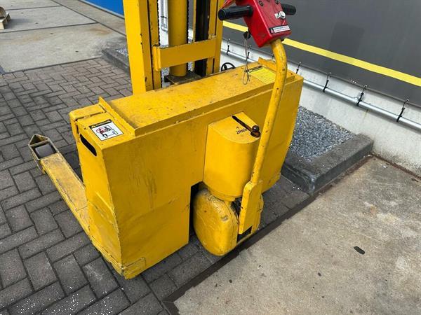 Grote foto vs 22226 elektrische breedspoor stapelaar jungheinirch 295cm doe het zelf en verbouw hefwerktuigen