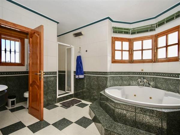 Grote foto te koop scherpe prijs huizen en kamers bestaand europa