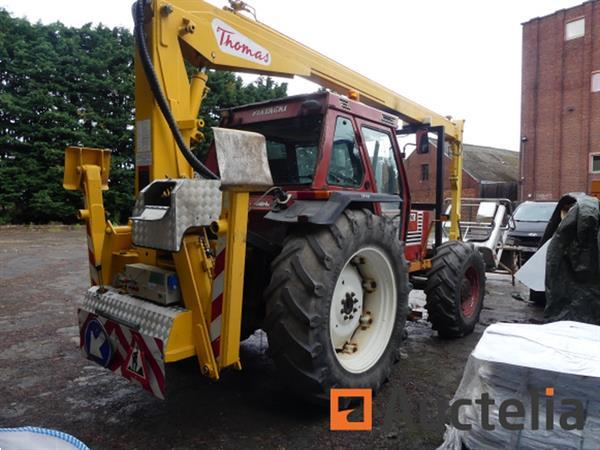 Grote foto landbouwtractor met hoogwerker fiatagri new holland 110 90 dt agrarisch tractoren
