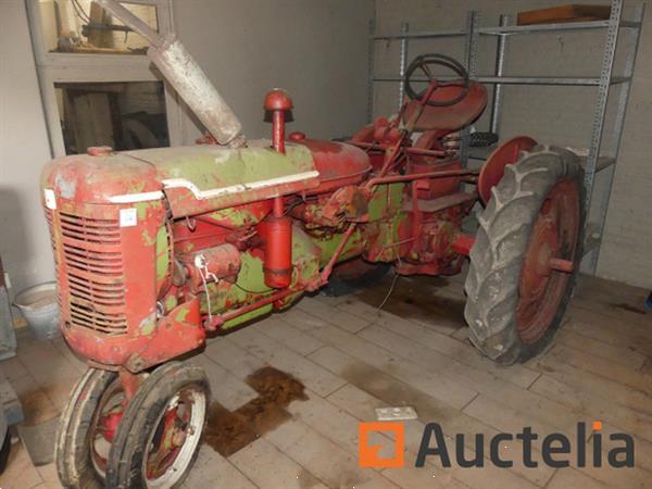 Grote foto vintage collectible tractor te restaureren international harvester fc agrarisch tractoren