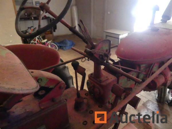 Grote foto vintage collectible tractor te restaureren international harvester fc agrarisch tractoren