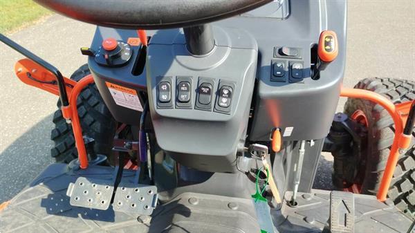 Grote foto promotie nieuw kioti dk6020 hst rops 60pk evt met voorlader agrarisch tractoren