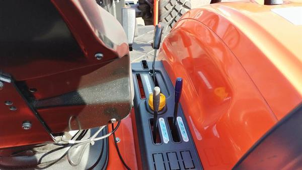 Grote foto promotie nieuw kioti dk6020 hst rops 60pk evt met voorlader agrarisch tractoren