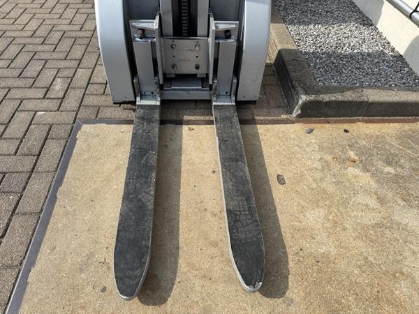 Grote foto vs 22217 meerijd stapelaar orderpicker kanvan 2.176mm bj2018 doe het zelf en verbouw hefwerktuigen