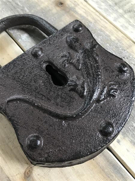 Grote foto slot met sleutels zoals antiek gietijzer doe het zelf en verbouw materialen en producten