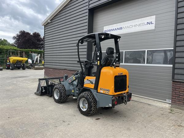 Grote foto giant g1500 hd x tra minishovel bj 2021 182 uur marge agrarisch shovels