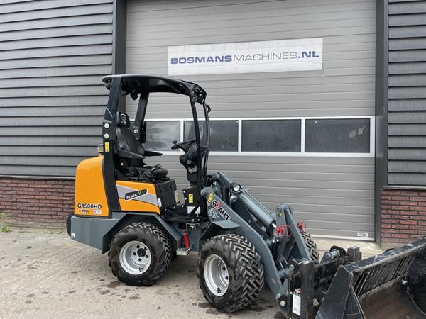 Grote foto giant g1500 hd x tra minishovel bj 2021 182 uur marge agrarisch shovels