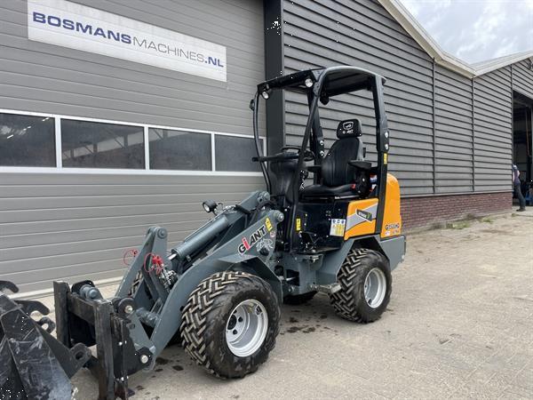 Grote foto giant g1500 hd x tra minishovel bj 2021 182 uur marge agrarisch shovels