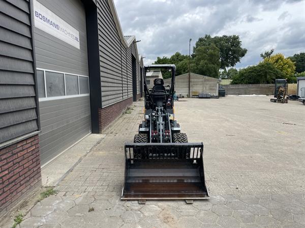 Grote foto giant g1500 hd x tra minishovel bj 2021 182 uur marge agrarisch shovels