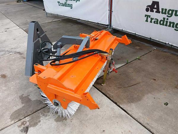 Grote foto bema hydraulische frontbezem agrarisch tractor toebehoren