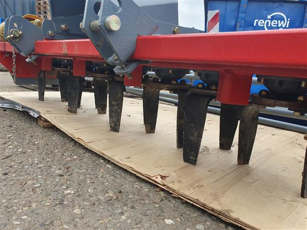Grote foto kraffter rotoreg 170 met buisrol demo agrarisch mechanisatie