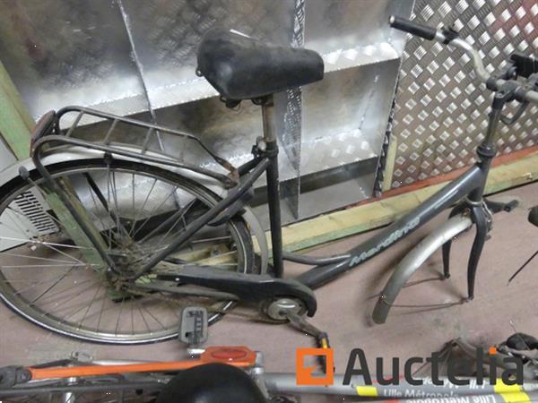 Grote foto 2 fietsen zonder voorwiel step doe het zelf en verbouw overige doe het zelf en verbouw