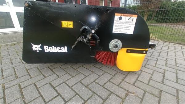 Grote foto bobcat veegborstel met opvangbak 72 inch bj 2018 agrarisch tractor toebehoren