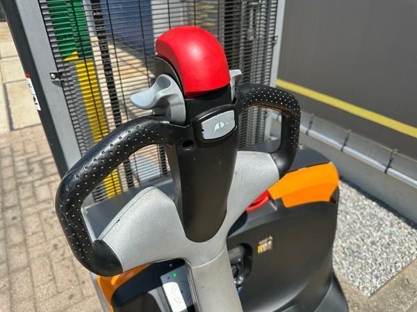 Grote foto vs 22221 elektrische triplex stapelaar still 4.266mm bj2017 doe het zelf en verbouw hefwerktuigen