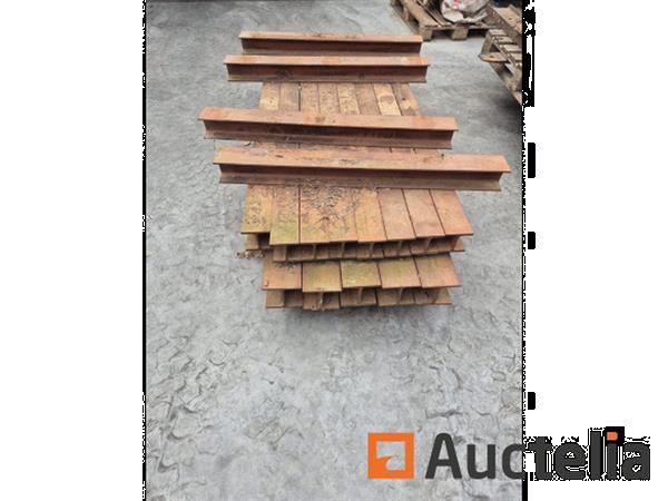 Grote foto verschillende metalen balken doe het zelf en verbouw onderdelen en accessoires