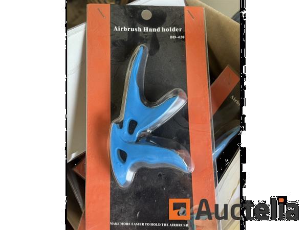 Grote foto 2 x handhouder voor airbrush doe het zelf en verbouw ijzerwaren en bevestigingsmiddelen