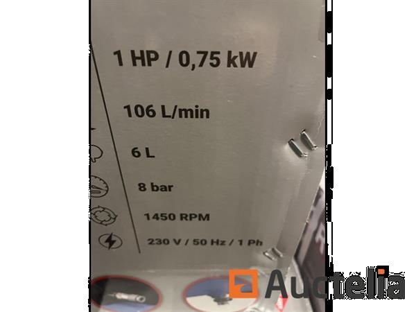 Grote foto airpress compressor lmo 6 126 doe het zelf en verbouw ijzerwaren en bevestigingsmiddelen