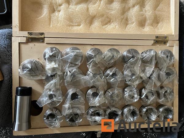Grote foto 30 delige 5c collet set doe het zelf en verbouw ijzerwaren en bevestigingsmiddelen