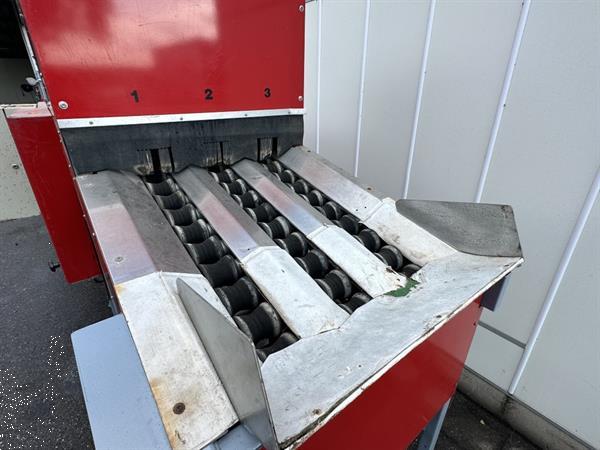 Grote foto aweta kg3 16 1 tomatensorteermachine agrarisch tuinbouw