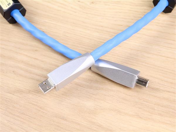Grote foto siltech royal single crown usb s10 highend digital audio usb cable 1 0 metre audio tv en foto onderdelen en accessoires