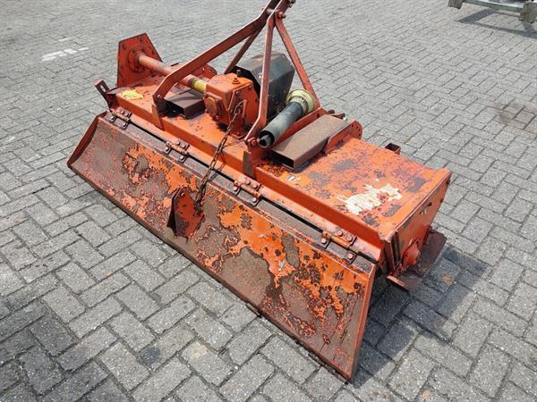 Grote foto agrator al 1800 frees agrarisch akkerbouw