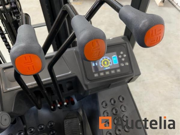 Grote foto noblelift fe4p25qc 2024 vorkheftruck 2.5t agrarisch heftrucks