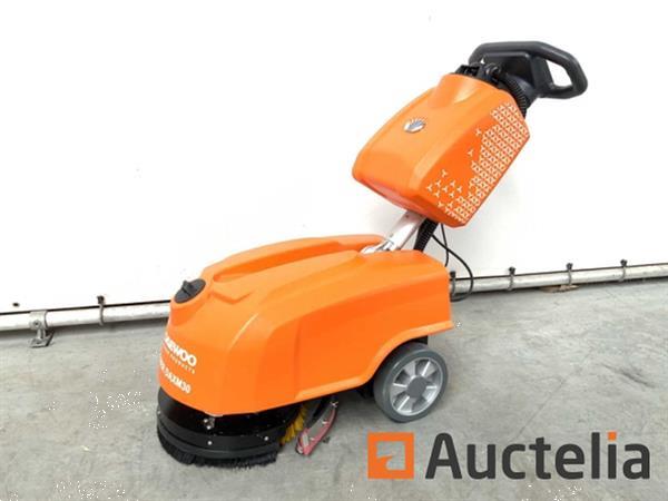 Grote foto daewoo daxm30 schrobmachine doe het zelf en verbouw overige doe het zelf en verbouw