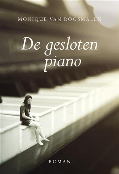 Grote foto de gesloten piano boeken overige boeken
