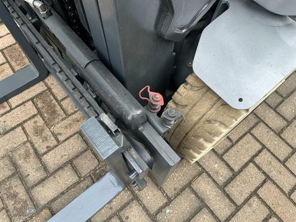 Grote foto vs 22169 elektrische triplex heftruck still rx60 25 bj2018 agrarisch heftrucks
