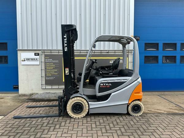Grote foto vs 22169 elektrische triplex heftruck still rx60 25 bj2018 agrarisch heftrucks