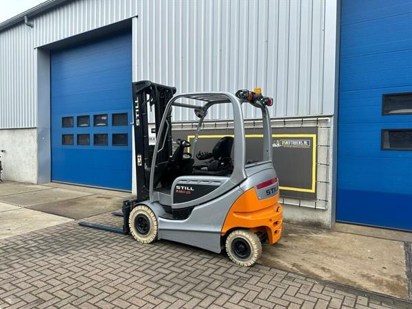Grote foto vs 22169 elektrische triplex heftruck still rx60 25 bj2018 agrarisch heftrucks