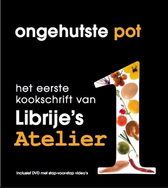 Grote foto ongehutste pot boeken kookboeken