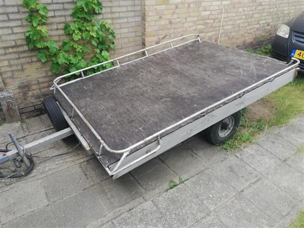 Grote foto platte aanhanger auto diversen aanhangers