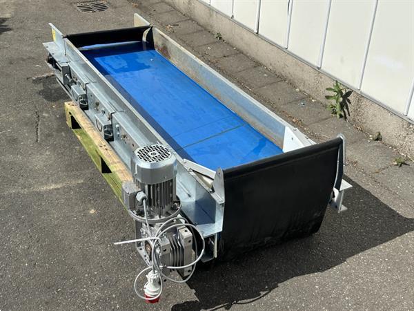 Grote foto flauw transportband 205 x 60 cm agrarisch transportbanden