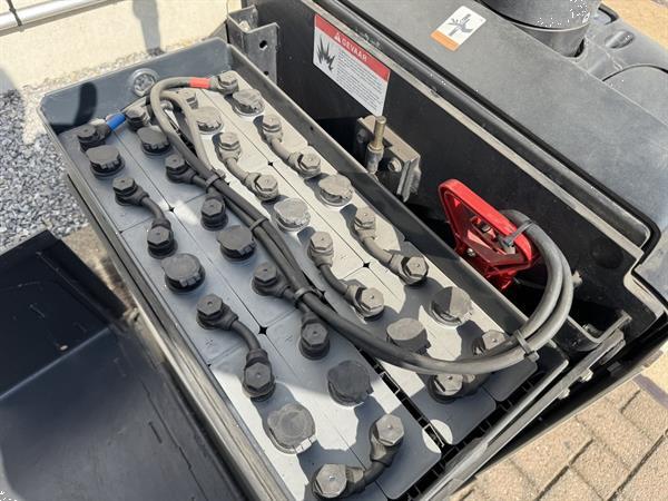 Grote foto vs 22229 elektrische meerijd palletwagen crown wt3040 doe het zelf en verbouw hefwerktuigen