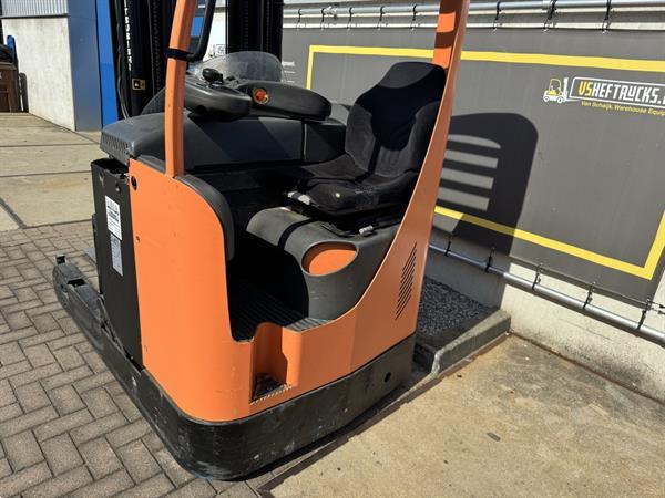 Grote foto vs 22228 reachtruck bt rb16kn 4.800mm sideshift vorkenspreider doe het zelf en verbouw hefwerktuigen