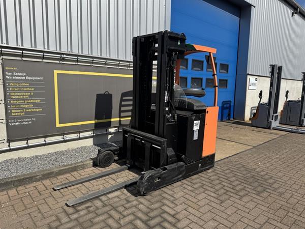 Grote foto vs 22228 reachtruck bt rb16kn 4.800mm sideshift vorkenspreider doe het zelf en verbouw hefwerktuigen