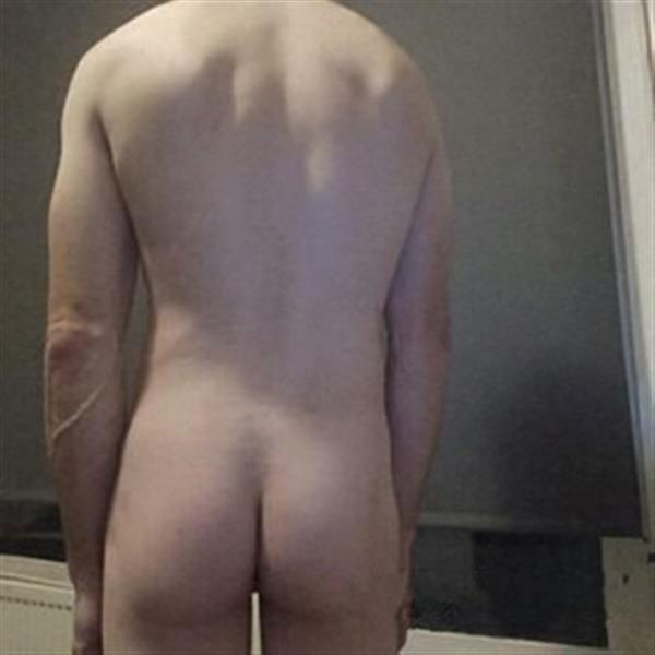 Grote foto homo bttm onderdanig zoekt oudere man voor seks erotiek algemeen