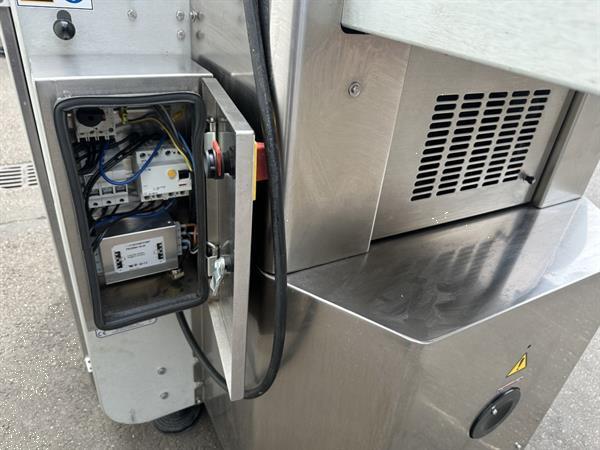 Grote foto waldyssa fabri automac 75 b strechfolie verpakkingsmachine roestvrij staal agrarisch tuinbouw