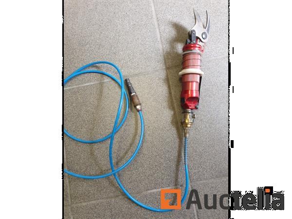 Grote foto felco f70 pneumatische snoeischaar agrarisch algemeen