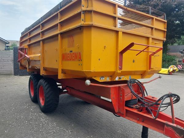 Grote foto miedema hst 100 kipper kiepwagen agrarisch aanhangwagens