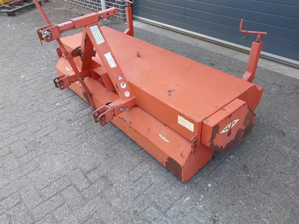 Grote foto hekamp vm 205 veegmachine rolbezem agrarisch algemeen